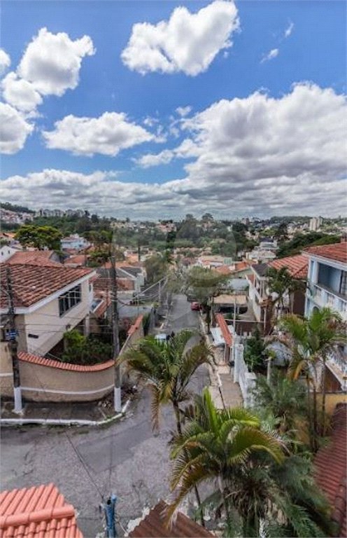 Casa à venda com 3 suítes em Horto, São Paulo, SP