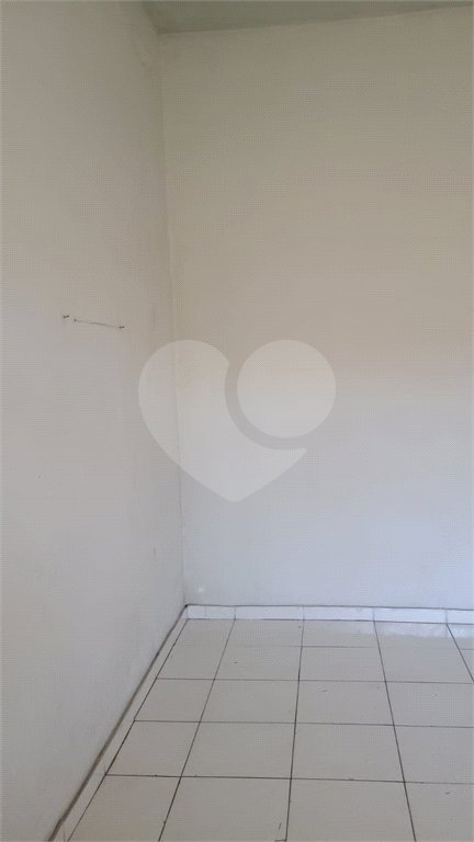 Sobrado para alugar com 2 quartos em Campo Grande, Rio de Janeiro, RJ