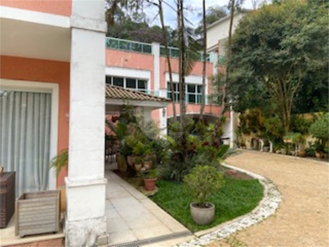 Casa à venda com 4 suítes no condomínio Parque Imperial da Cantareira, Mairiporã - SP