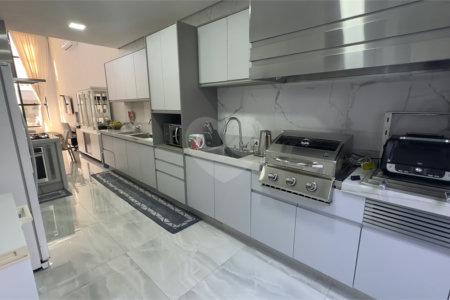 Casa à venda com 3 quartos, sendo 1 suíte, no condomínio Jardim Residencial Dona Maria José, Indaiatuba - SP