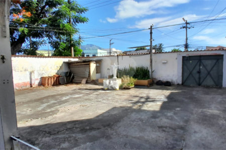 Casa à venda com 2 quartos, sendo 1 suíte, em Bangu, Rio de Janeiro, RJ