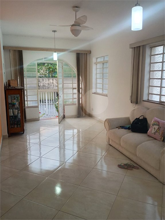 Casa à venda com 4 quartos, sendo 1 suíte, em Vila Cordeiro, São Paulo, SP