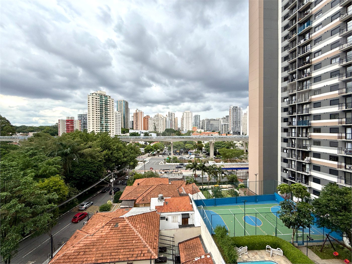 Apartamento à venda com 3 suítes em Campo Belo, São Paulo, SP