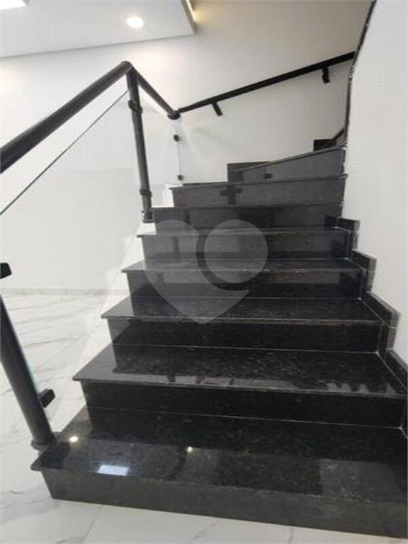 Casa à venda com 2 suítes, no condomínio Residencial Oliveira, São Paulo - SP