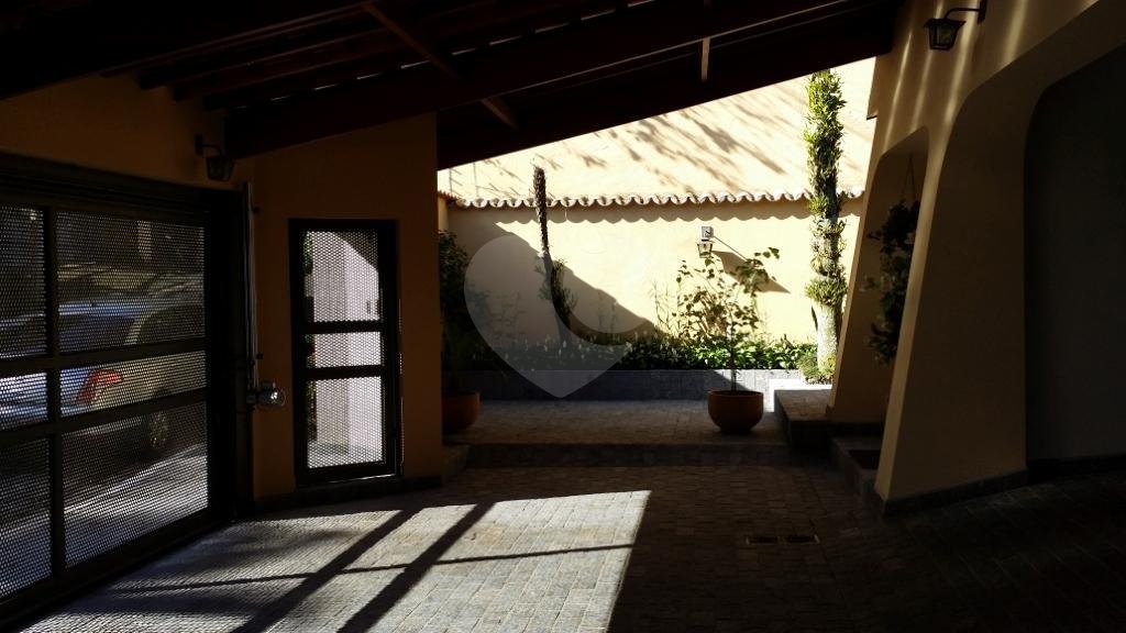 Casa à venda com 5 suítes em Jardim Marajoara, São Paulo, SP