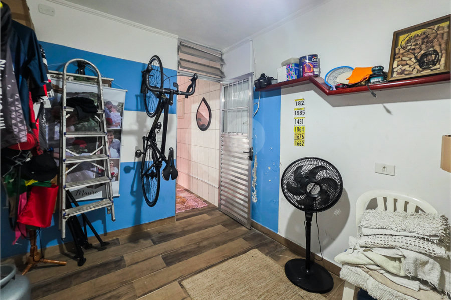 Casa à venda com 4 quartos, sendo 1 suíte, em Sapopemba, São Paulo, SP
