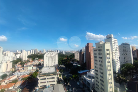 Apartamento à venda com 4 quartos, sendo 3 suítes, em Aclimação, São Paulo, SP