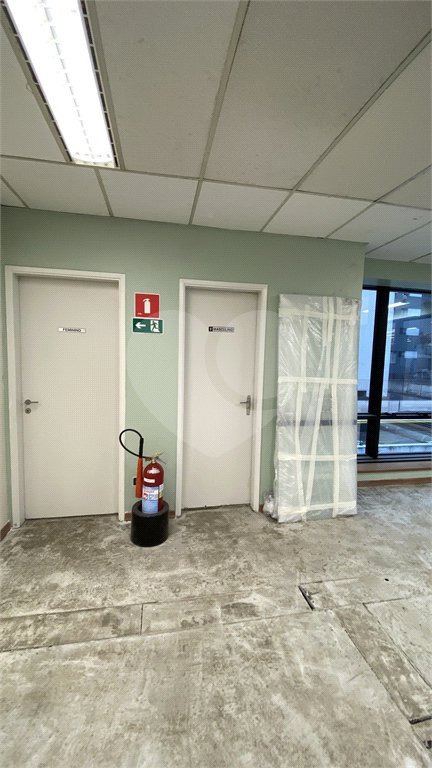 Sala comercial Alto padrão Alameda Santos