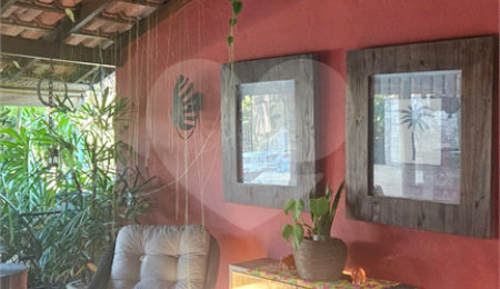 Casa Térrea à venda com 4 quartos, sendo 1 suíte,  em Jardim Centenário, Atibaia, SP