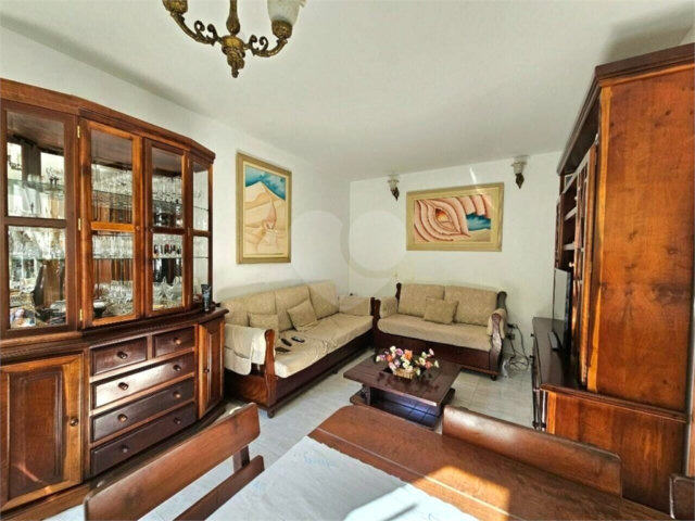 Casa à venda com 3 quartos, sendo 1 suíte,  em Horto Florestal, São Paulo, SP