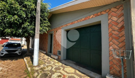 Casa à venda com 3 quartos, sendo 1 suíte,  no Centro, Itapetininga, SP