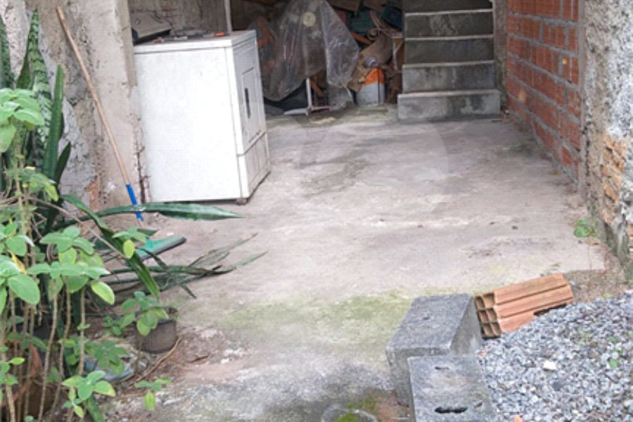 Terreno à venda com 4 quartos, sendo 1 suíte, em Parada Inglesa, São Paulo, SP