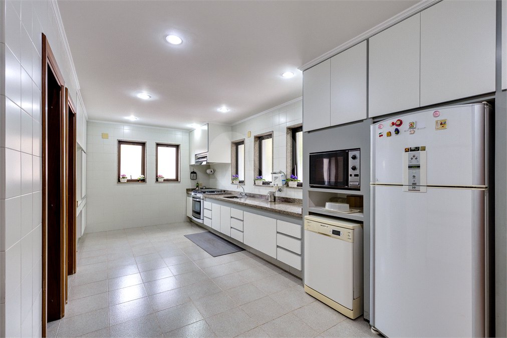 Casa à venda com 4 suítes em Alto da Boa Vista, São Paulo, SP