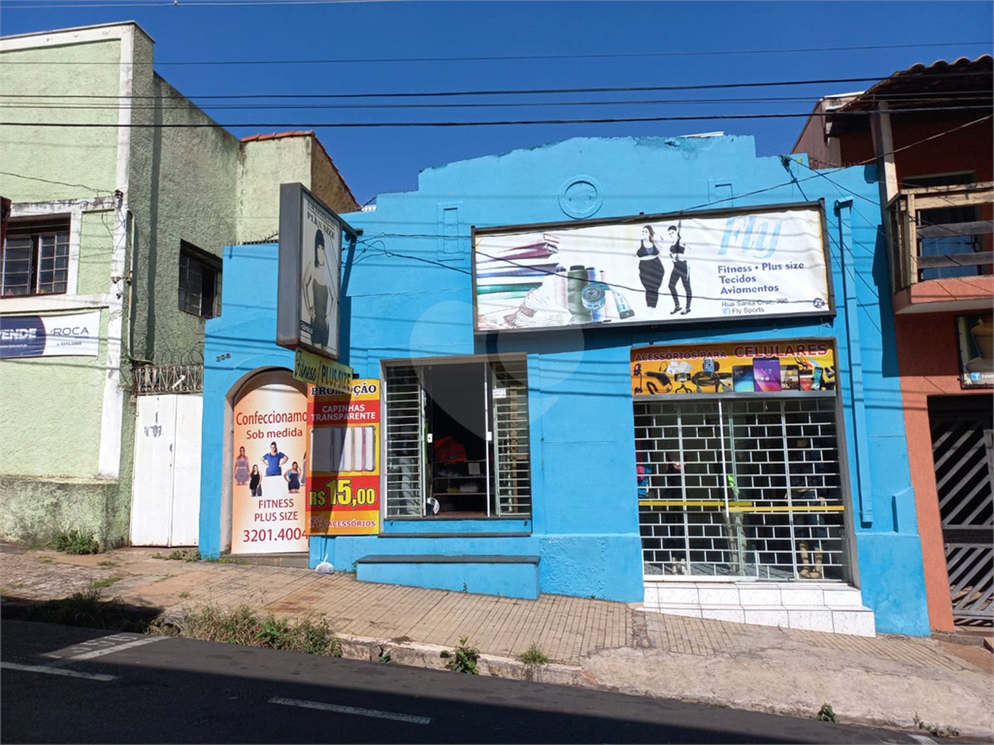 Salão comercial com 206,00 m² .
