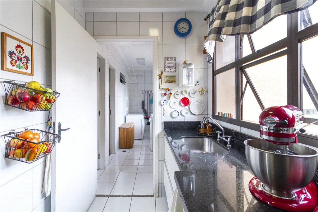 Apartamento à venda com 4 quartos, sendo 3 suítes, em Jardim Monte Kemel, São Paulo, SP