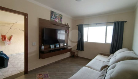 Casa à venda com 3 quartos, sendo 1 suíte,  em Jardim Itanguá, Sorocaba, SP