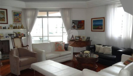 Cobertura à venda ou para alugar com 4 quartos, sendo 2 suítes,  em Vila Uberabinha, São Paulo, SP