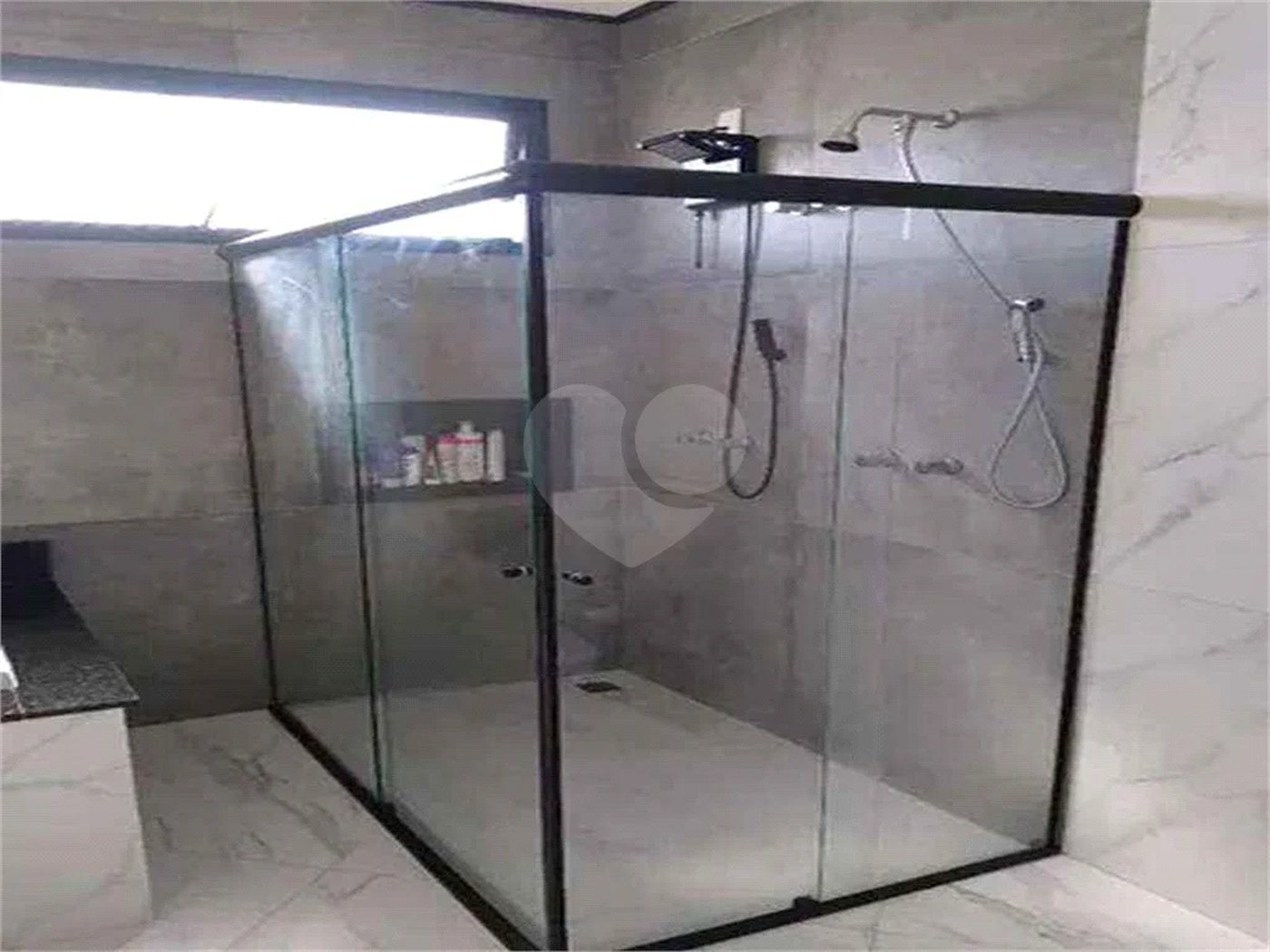 Casa à venda com 3 suítes no condomínio Terras da Alvorada, Itupeva - SP