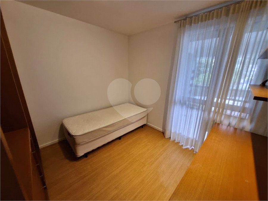 Apartamento à venda com 2 quartos, sendo 1 suíte,  em Barra da Tijuca, Rio de Janeiro, RJ