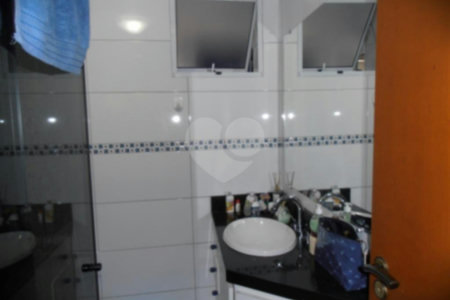 Apartamento à venda com 2 quartos, sendo 1 suíte,  em Liberdade, São Paulo, SP