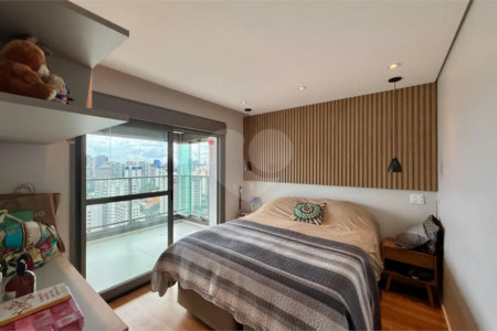 Apartamento à venda com 3 suítes em Santo Amaro, São Paulo, SP
