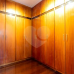 Sobrado à venda com 5 quartos, sendo 4 suítes, em Vila Galvão, Guarulhos, SP