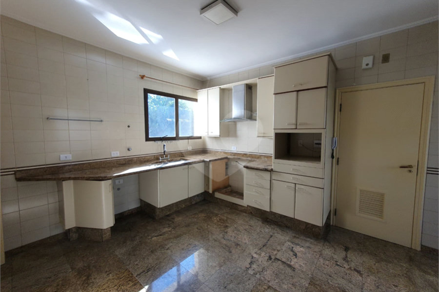 Apartamento à venda com 4 quartos, sendo 2 suítes, em Anália Franco, São Paulo, SP