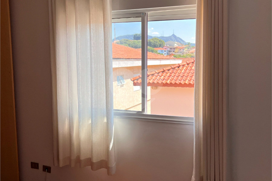 Sobrado à venda com 3 quartos, sendo 1 suíte, em City Recanto Anastácio, São Paulo, SP