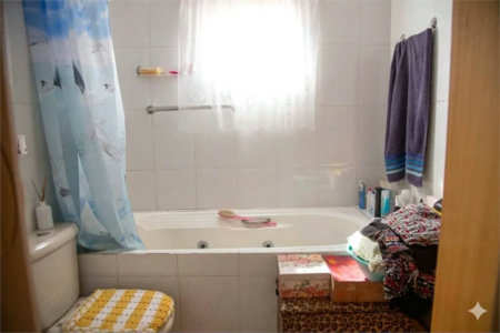 Casa à venda com 3 quartos, sendo 2 suítes, em Vila Yara, Osasco, SP