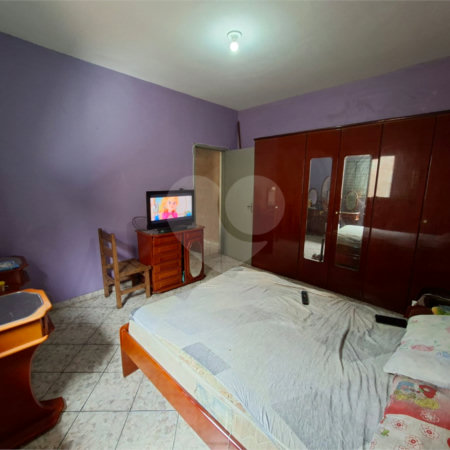 Casa à venda com 4 quartos, sendo 1 suíte,  em Vila Santa Maria, Guarulhos, SP
