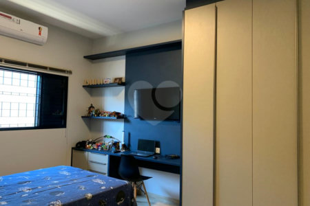 Casa à venda com 2 quartos, sendo 3 suítes, no Centro, Salto Grande, SP