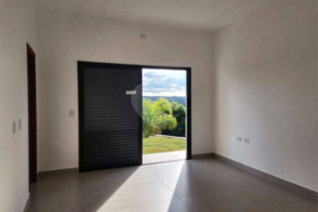 Casa à venda com 3 suítes no condomínio Residencial Jardim Primavera Louveira, Louveira - SP