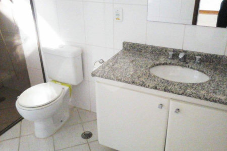 Casa para alugar com 4 quartos, sendo 2 suítes, no condomínio Palm Garden, São Paulo - SP