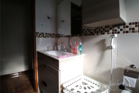 Sobrado à venda com 3 quartos, sendo 1 suíte,  em Vila Medeiros, São Paulo, SP