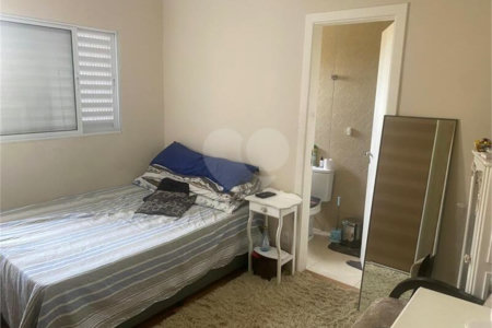 Casa à venda com 4 quartos, sendo 2 suítes, em Jardim Samara, São Paulo, SP