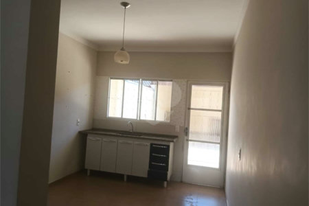 Casa à venda com 2 quartos, sendo 1 suíte, em Cidade Vista Verde, São José dos Campos, SP