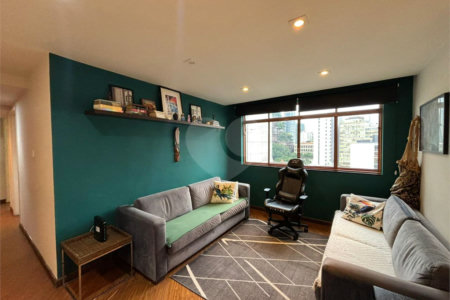 Apartamento à venda com 3 quartos, sendo 1 suíte,  em Jardim Paulista, São Paulo, SP