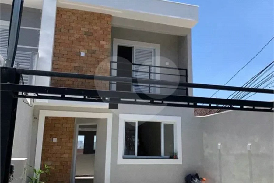 Sobrado à venda com 3 quartos, sendo 1 suíte,  em Vila Maria, São Paulo, SP