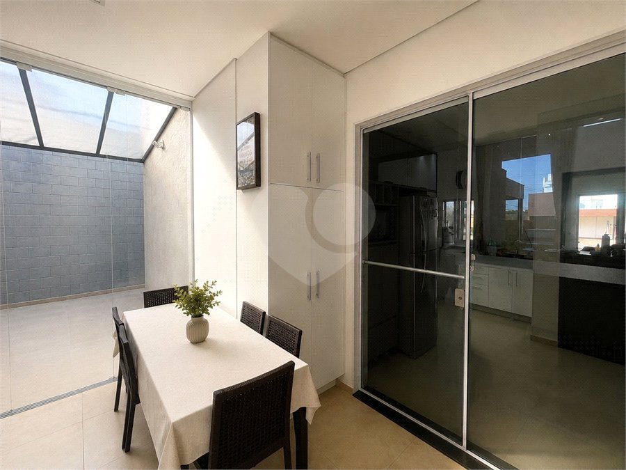 Casa à venda com 3 quartos, sendo 1 suíte, no condomínio Horto Florestal II, Sorocaba - SP
