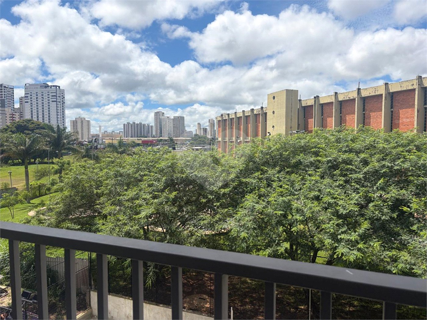 Apartamento à venda com 2 quartos em Vila Mogilar, Mogi das Cruzes, SP