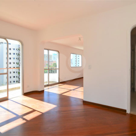 Apartamento à venda com 4 quartos, sendo 2 suítes,  em Brooklin Paulista, São Paulo, SP