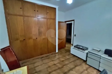 Casa à venda com 3 quartos, sendo 1 suíte, em Parque dos Bandeirantes, Ribeirão Preto, SP