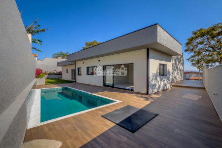 Casa à venda com 3 quartos, sendo 3 suítes, em Jardim Paulista, Atibaia - SP