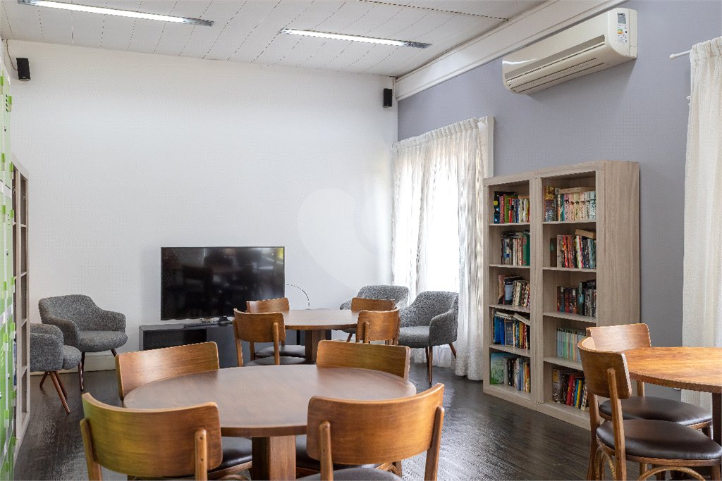 Apartamento à venda com 4 quartos, sendo 3 suítes, em Alto da Boa Vista, São Paulo, SP