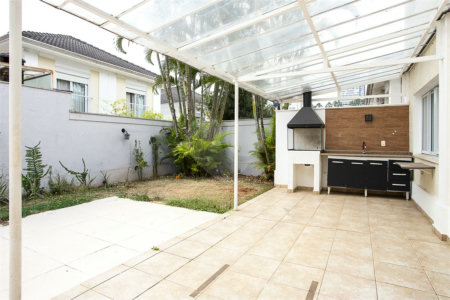 Casa à venda ou para alugar com 4 suítes no condomínio Belle Ville, São Paulo - SP
