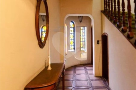 Casa à venda ou para alugar com 4 suítes em Vila Comercial, São Paulo, SP