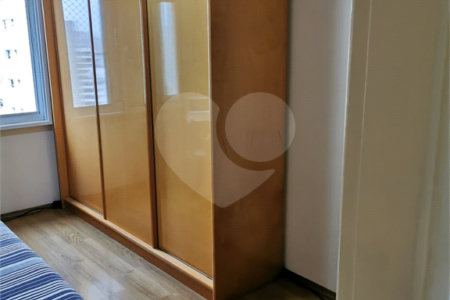 Cobertura à venda com 3 quartos em Vila Gumercindo, São Paulo, SP