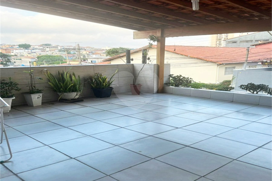 Sobrado à venda com 3 quartos, sendo 1 suíte, em Vila Galvão, Guarulhos, SP