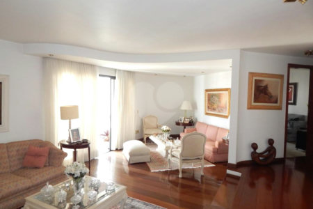 Apartamento à venda com 4 quartos, sendo 2 suítes, em Perdizes, São Paulo, SP