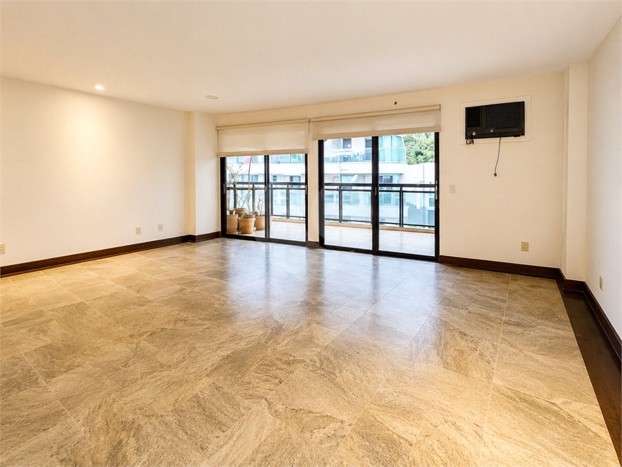 Apartamento à venda com 2 suítes em Lagoa, Rio de Janeiro, RJ